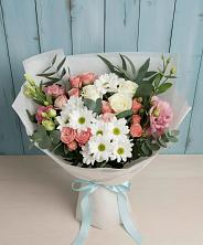Букет цветов из:  Розы, Лизиантусы и Хризантемы в Арти