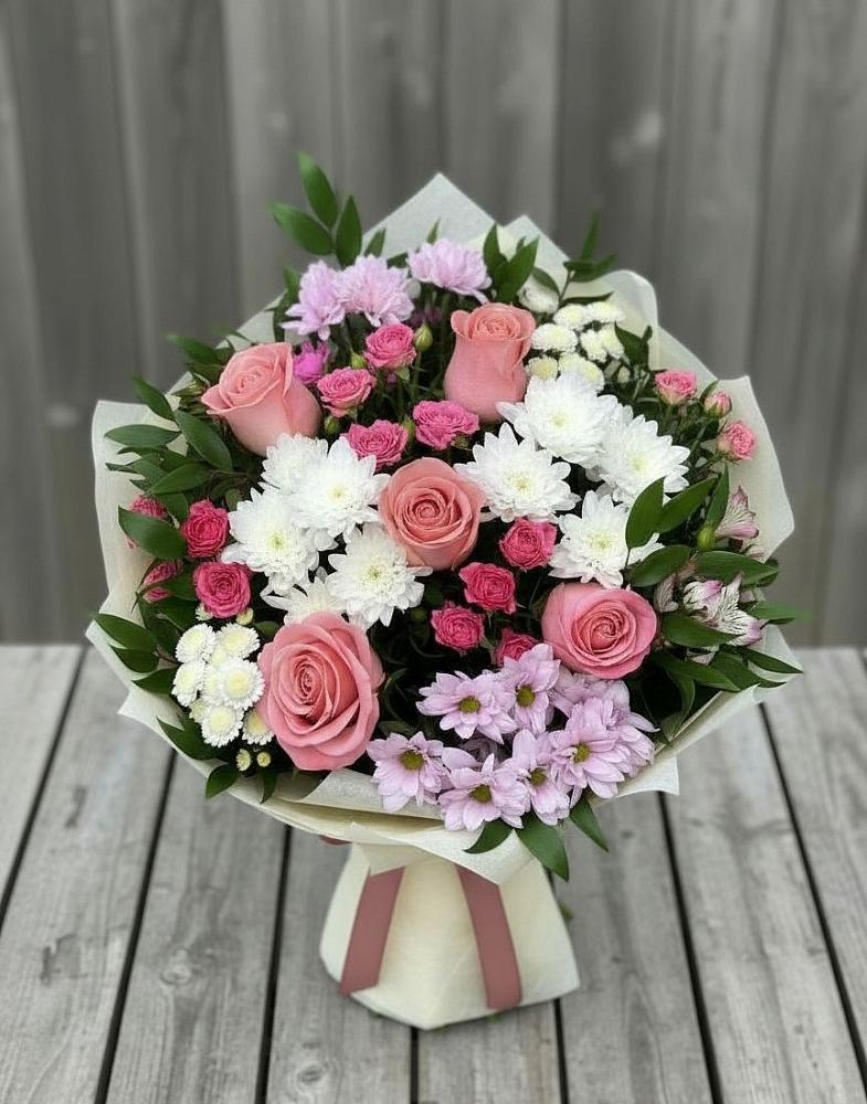 Букет цветов из: Альстромерии, Гвоздики, Розы и Хризантемы в Арти