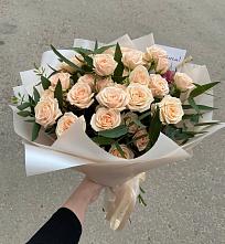 Букет Кремовые розы Латте в Арти