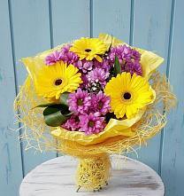 Букет цветов из:  Хризантемы и Герберы в Арти