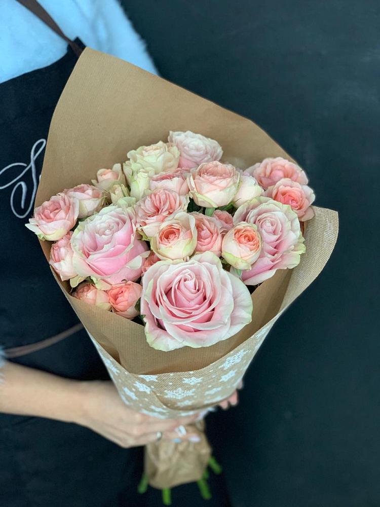 Букет цветов из: Хризантемы и Розы в Арти