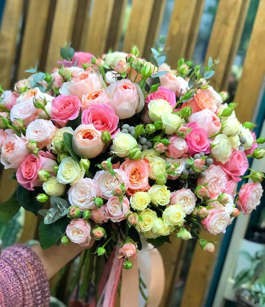 Букет цветов из: Розы в Арти