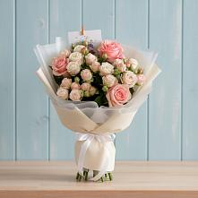 Букет цветов из:  Розы #REPLACE_PRED# Арти