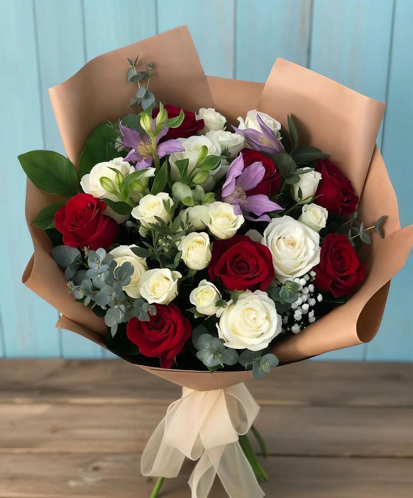 Букет цветов из: Розы и Альстромерии в Арти